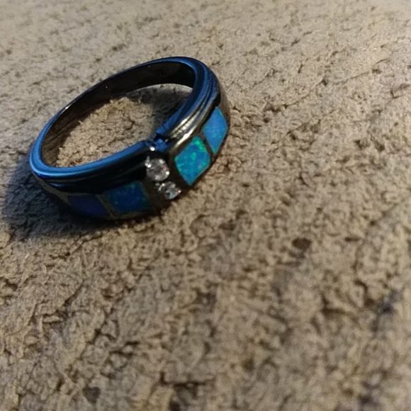Blue Opal ring - Picture 5 of 5